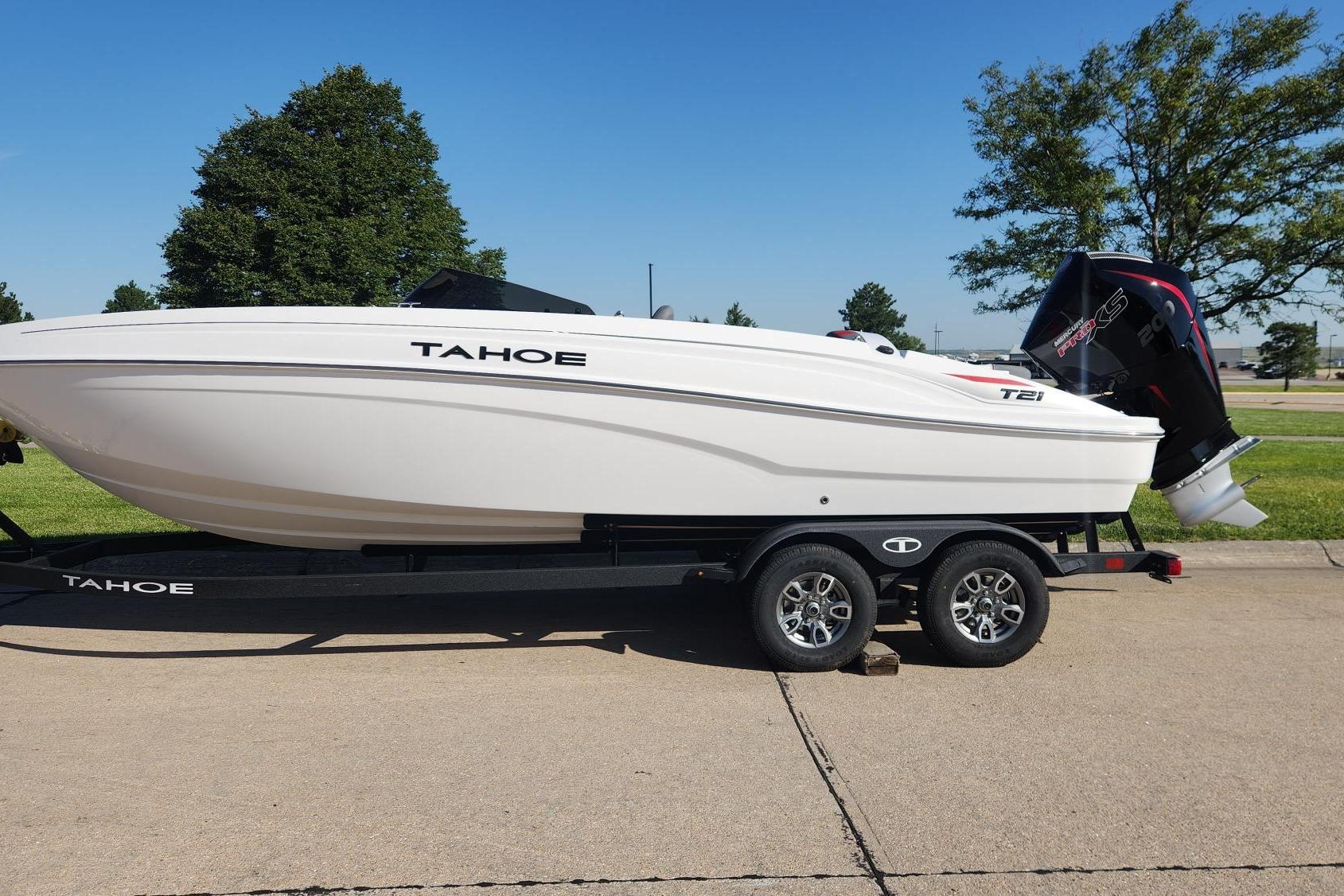 2026 TAHOE T21 | Bass Pro Shops